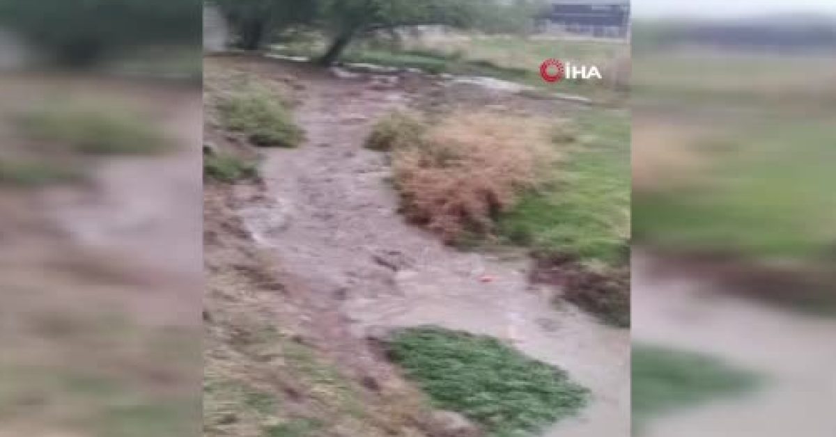 ankara haymanada yollar su altinda kaldi wmJHsRu1.jpg