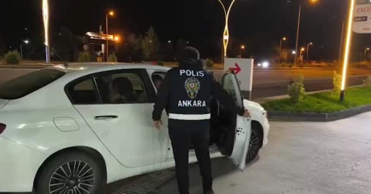 ankara merkezli 5 ilde dolandiricilik operasyonu 12 tutuklama J4tehv73.jpg