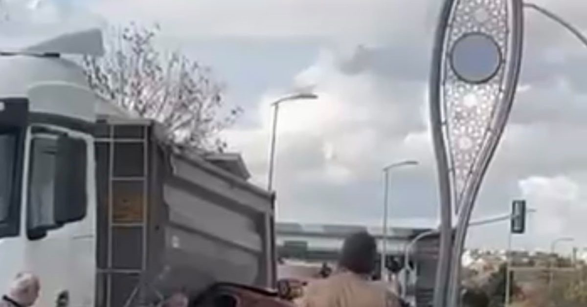 ankara polatlida otomobil ile kamyon carpisti lVu6gDZJ.jpg