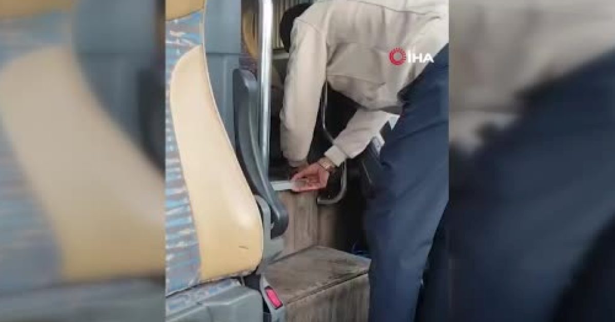 ankarada otobuste gizlenmis 5 duzensiz gocmen yakalandi gqYlgEJj.jpg
