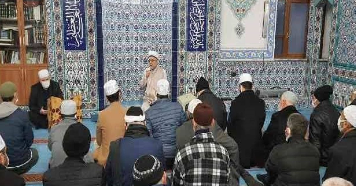duzce sabah namazinda bulusacak a2A1R9Uk.jpg