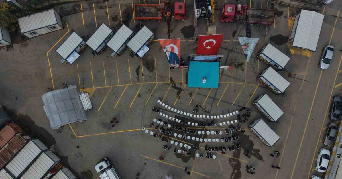 duzcede 48 ciftciye sera 8 ilceye mobil mutfak destegi DBGdfuxM.jpg