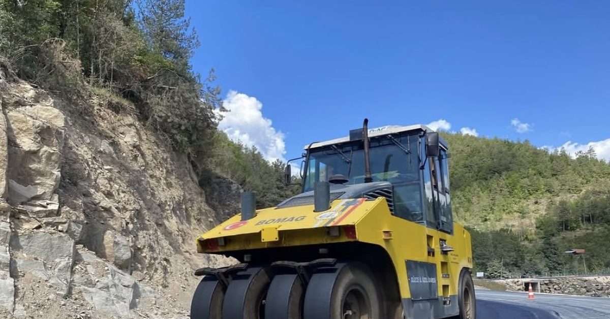 duzcede 55 kilometrelik yol yenilendi IHemPLIS.jpg