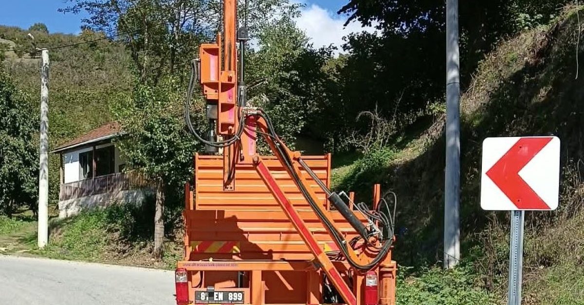 duzcede koy yollarinda trafik guvenligi icin yeni duzenleme deDgwAxh.jpg