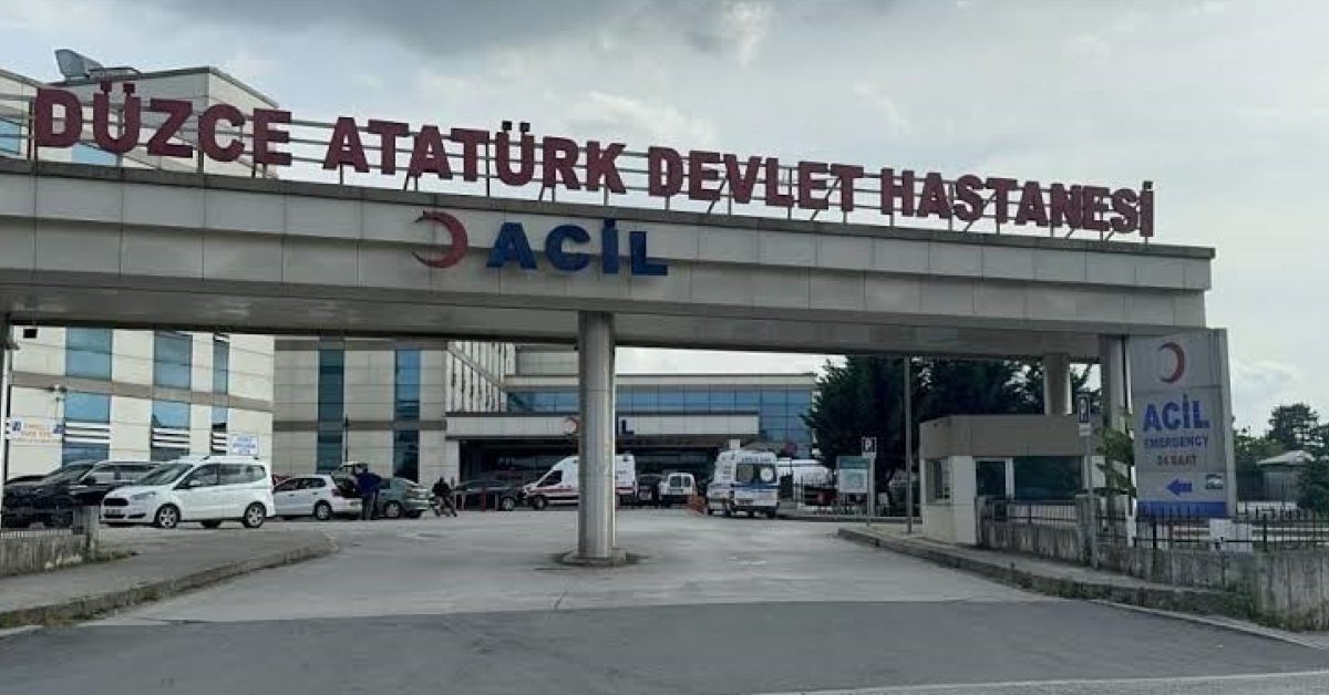 duzcede mantar zehirlenmesi uc kisi hastaneye kaldirildi psFq1638.jpg