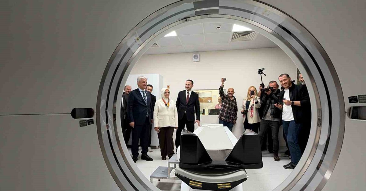 duzceye pet ct cihazi kuruldu 591C6HDW.jpg