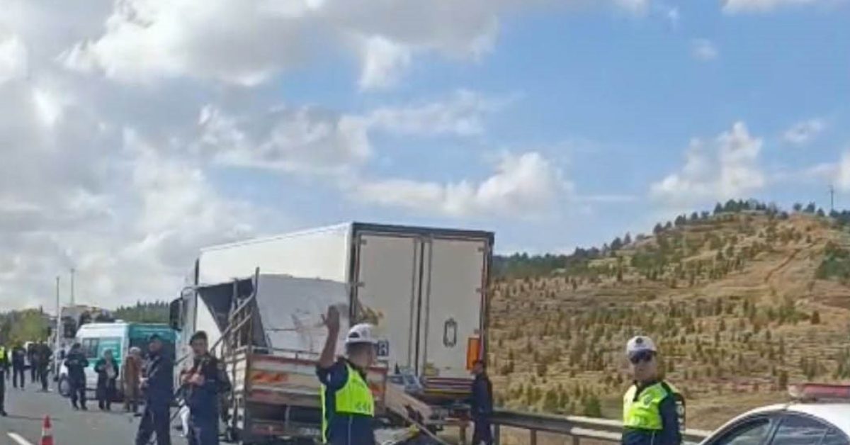 eskisehir sivrihisarda aci kaza 1 kisi hayatini kaybetti wkjAiyUl.jpg