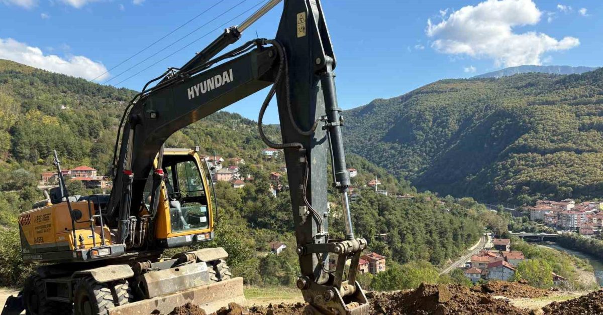 karabuk yenicede dogalgaz ve icme suyu calismalari basladi Xl1fUUmA.jpg