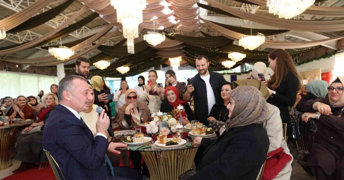 kocaelide baskan buyukakina anne surprizi GGqy6Lrg.jpg