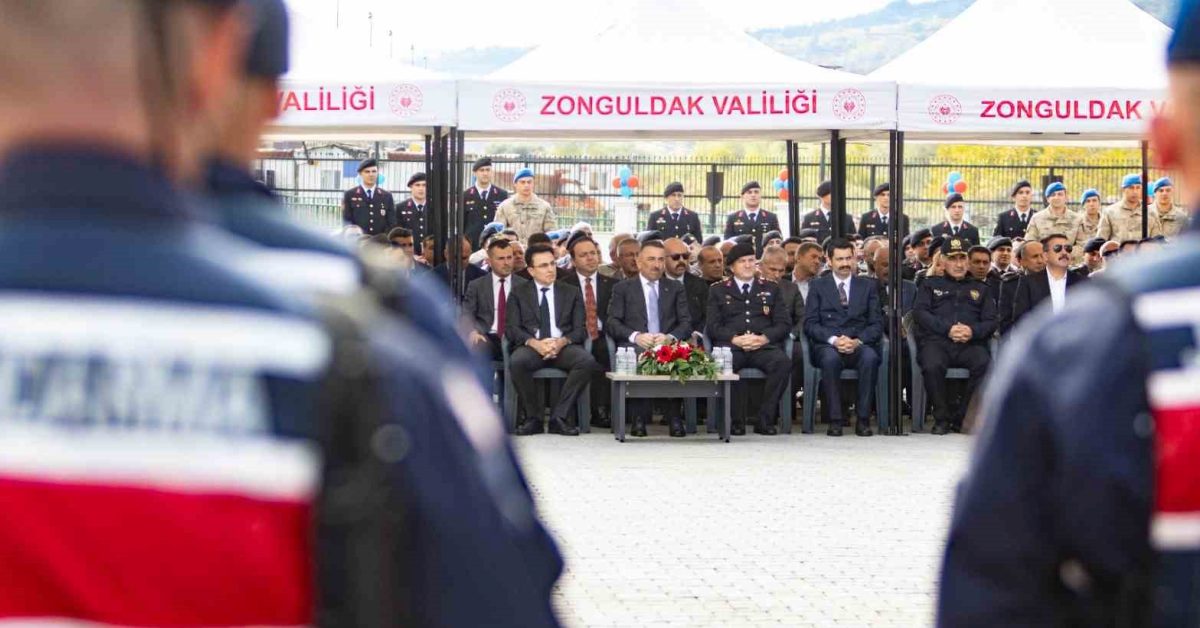 zonguldak devrekte yeni jandarma karakolunun acilisi yapildi F1ye8i8G.jpg